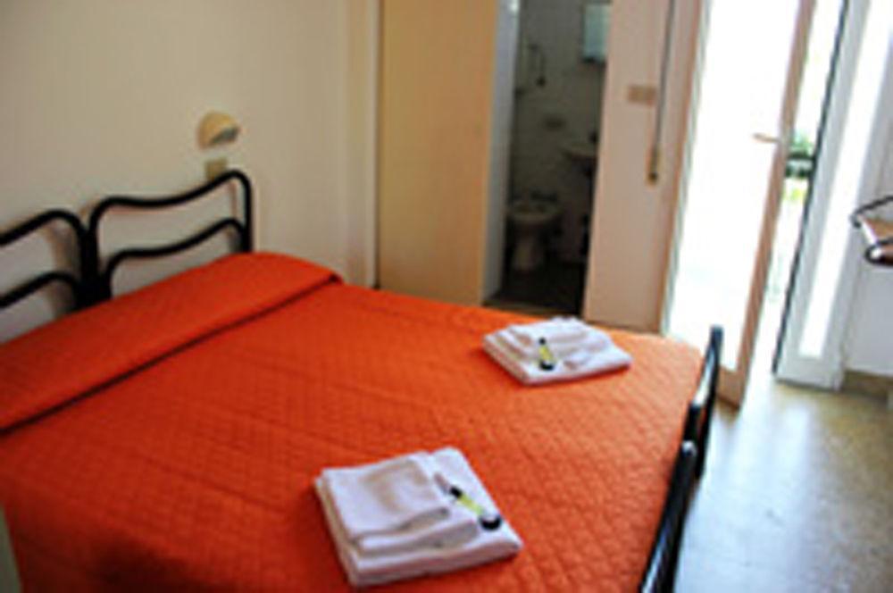 Hotel Leda 里米尼 外观 照片