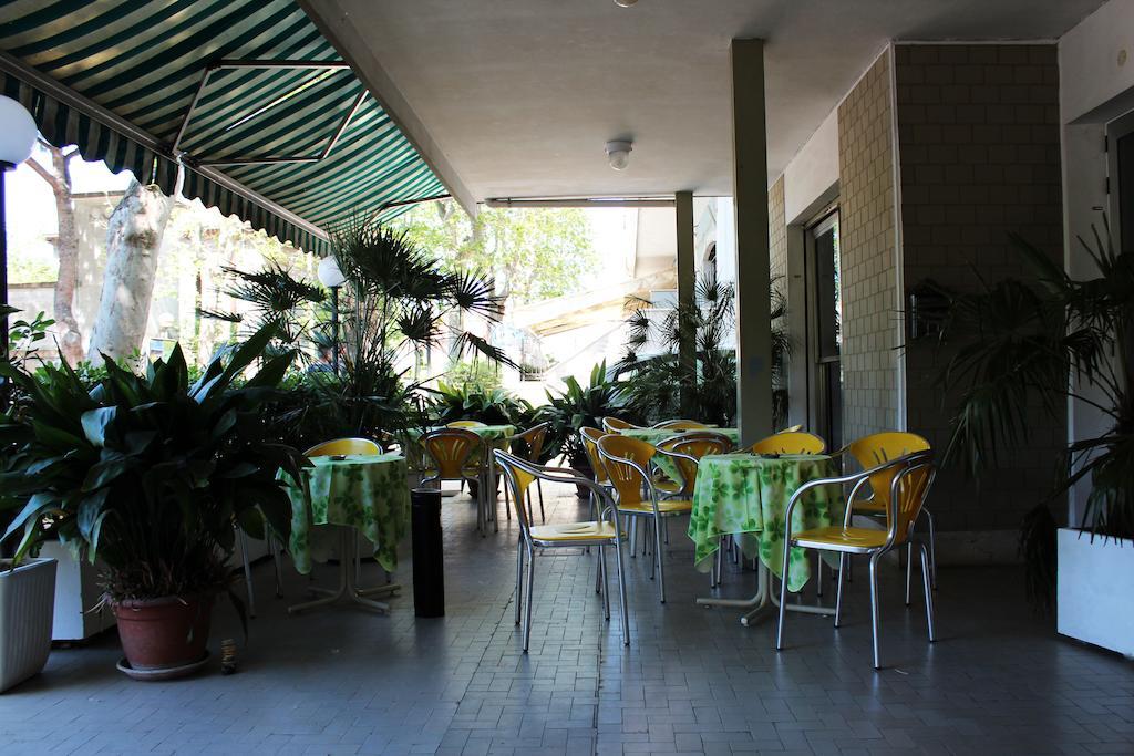Hotel Leda 里米尼 外观 照片